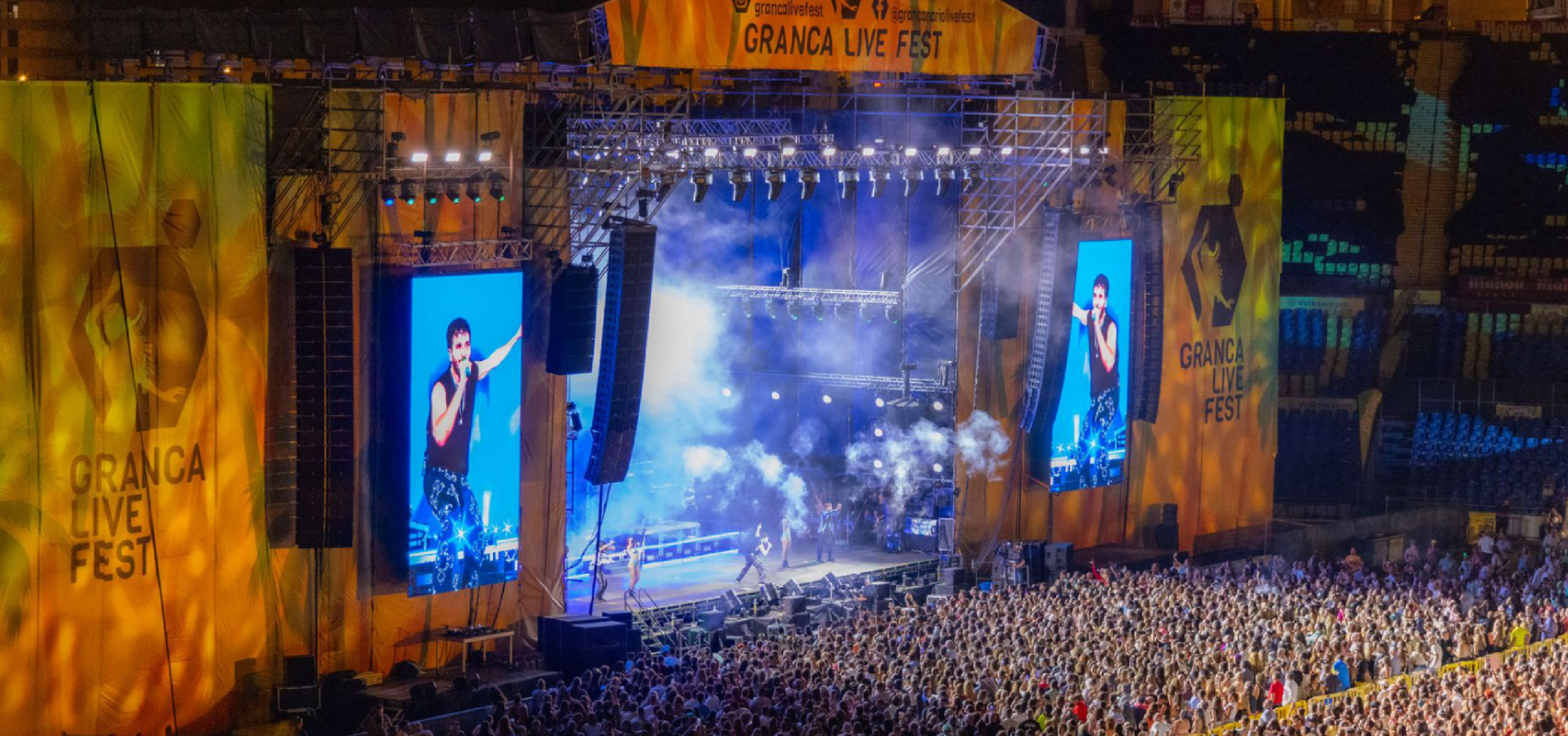 Outdoor live event LED screen